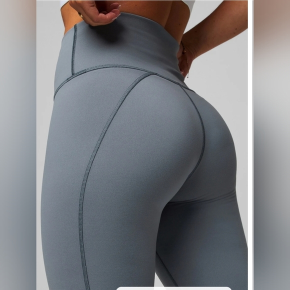 Fabletics Define PowerHold® High-Waisted Leggings - Stormcloud - Size Large, NWT - Picture 3 of 8